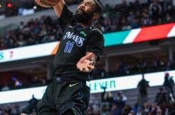 三亿体育体育官方入口-篮网连胜骑士，欧文比赛中一条龙表现炫酷