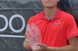 三亿体育体育投注-巴西排球队斩获冠军，夺取桂冠