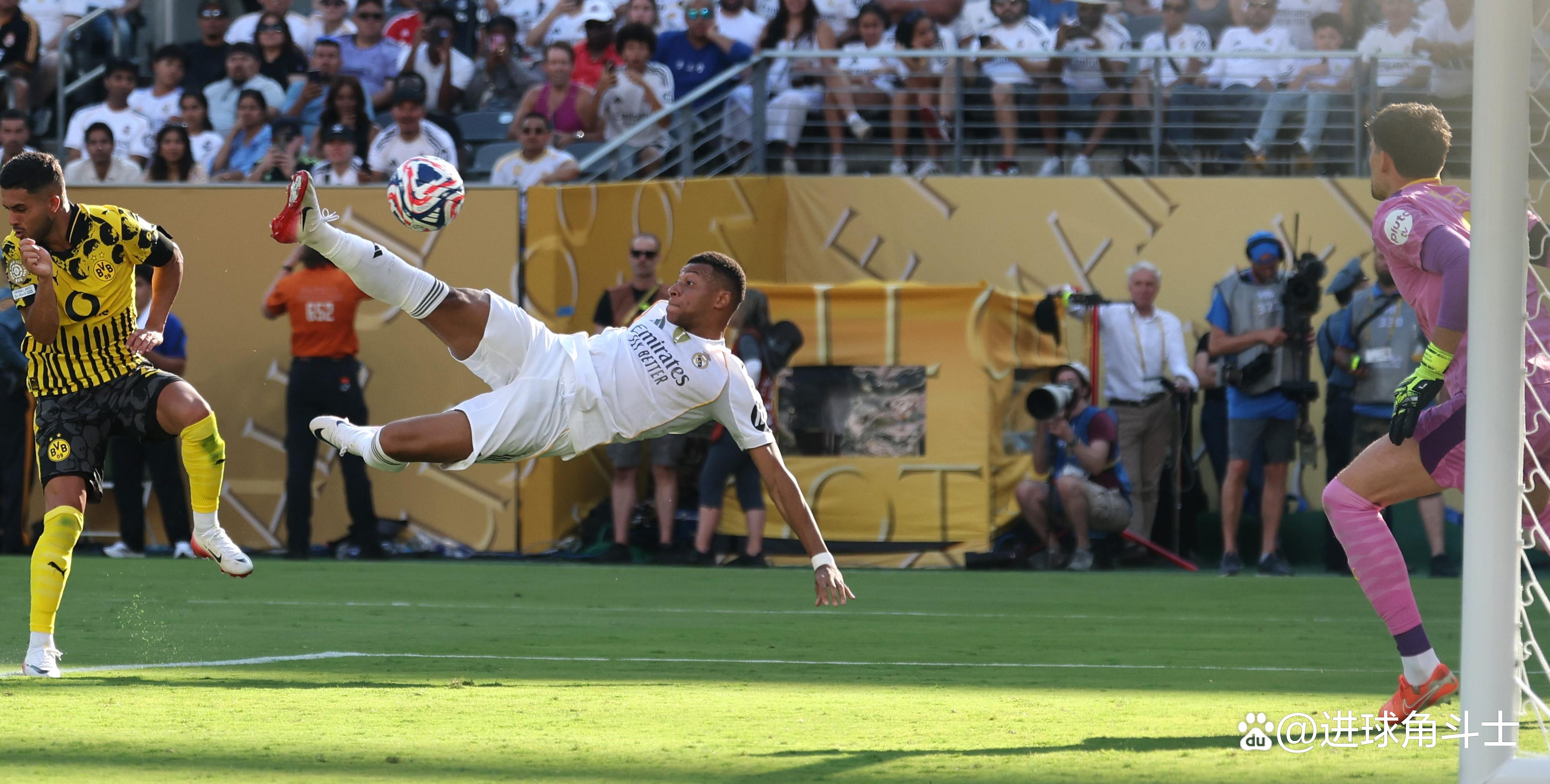 皇马主场胜多特,小组头名在握的简单介绍 皇马主场胜多特,小组头名在握的简单介绍