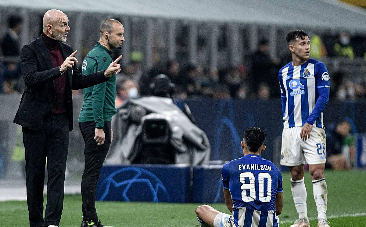 波尔图客场大捷，稳步向冠军进发