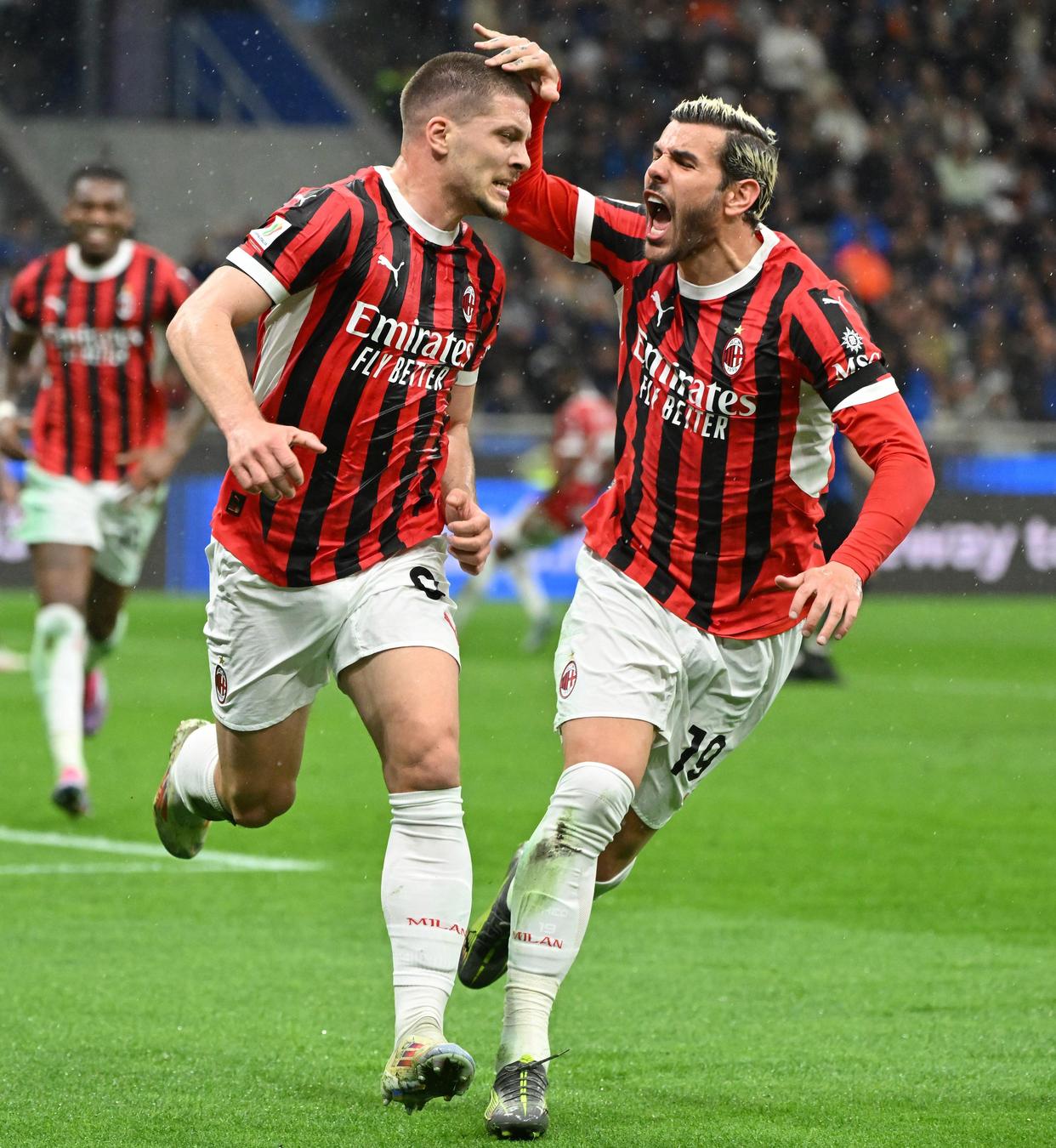 AC米兰主场擒下AC佛罗伦萨，保持胜利势头的简单介绍