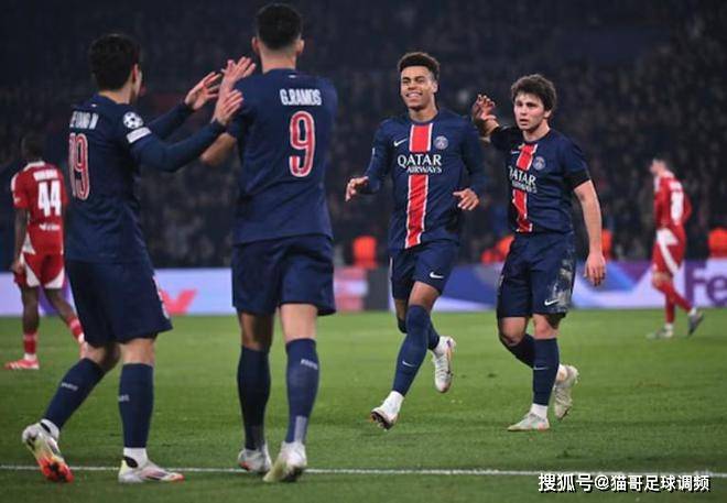 包含巴黎圣日耳曼客场大胜马赛，创造历史新纪录的词条