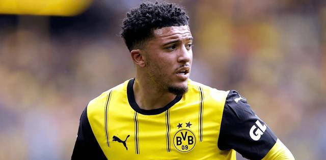 包含多特蒙德欲收购曼联主力前锋，球队或迎来重大变动的词条