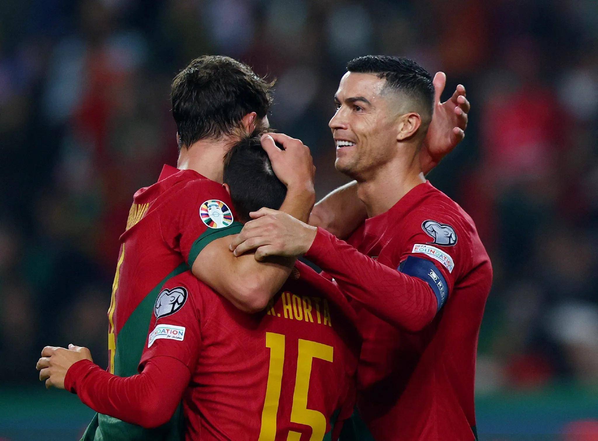 关于欧国联比赛淘汰赛阶段,球迷紧张期待胜出球队的信息 关于欧国联比赛淘汰赛阶段,球迷紧张期待胜出球队的信息