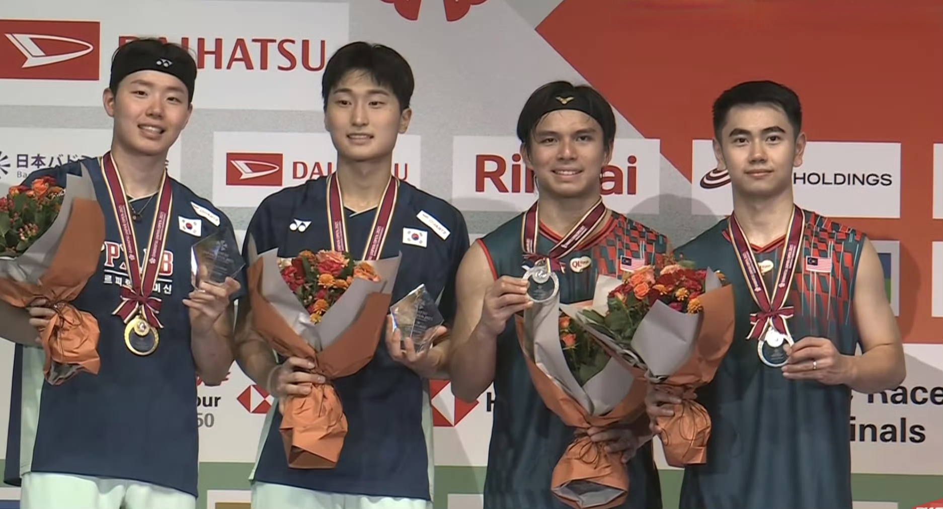 包含亚洲杯羽毛球赛事精彩开赛，谁将夺得冠军？的词条