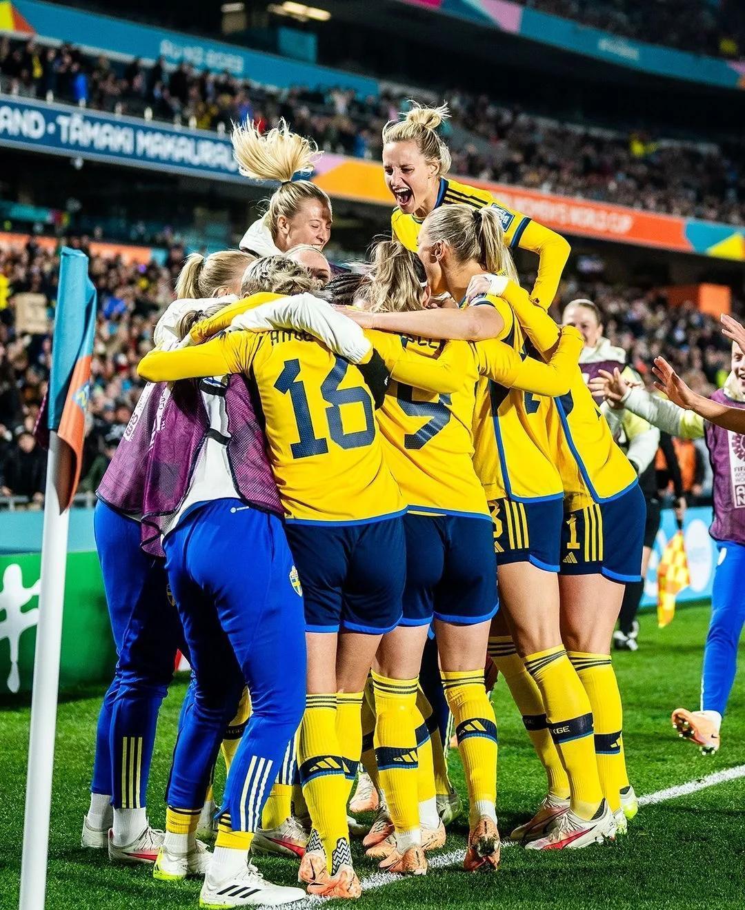 关于瑞典联赛球员连场大捷国家队势不可挡的信息